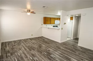 Photo #4: 2256157 Listing 