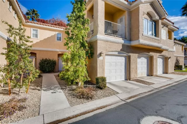 MLS: 2256183 Condo For Sale