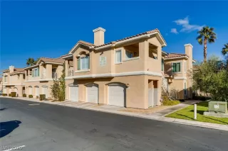 Photo #2: 2256183 Listing