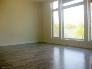 Photo #4: 2256229 Listing 