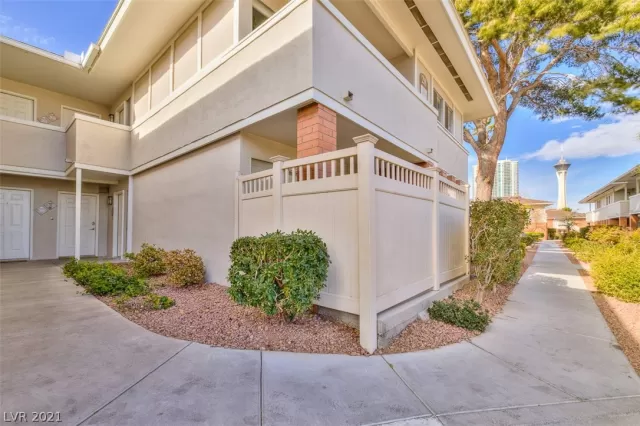 MLS: 2256238 Condo For Sale
