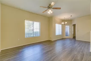 Photo #2: 2256284 Listing