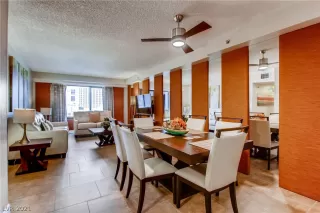 Photo #2: 2256306 Listing