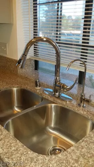 Photo #6: 2256335 Listing