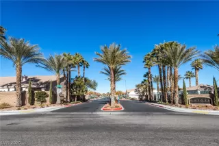 Photo #2: 2256342 Listing 