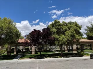 Photo #3: 2256355 Listing