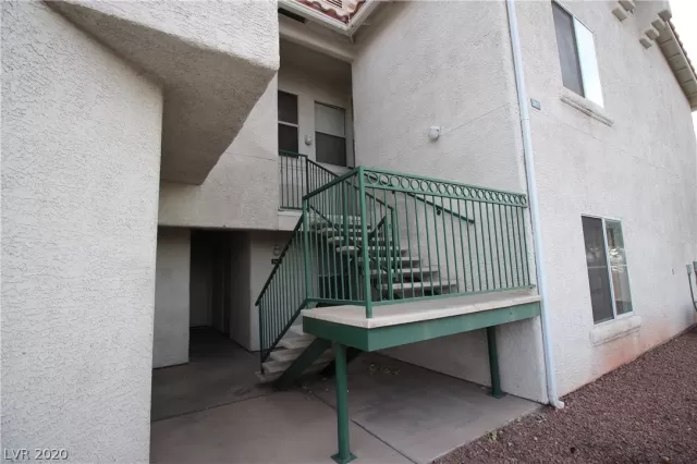 MLS: 2256377 Condo For Sale