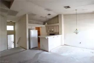 Photo #2: 2256377 Listing