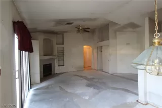 Photo #3: 2256377 Listing