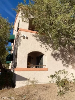 Photo #1: 2256459 Listing 