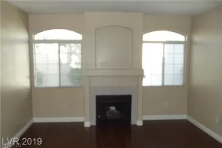 Photo #5: 2256491 Listing