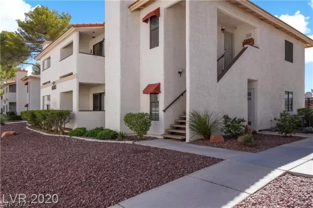 MLS: 2256626 Condo For Sale