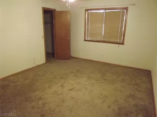 Photo #4: 2256626 Listing