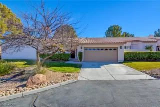 Photo #1: 2256647 Listing