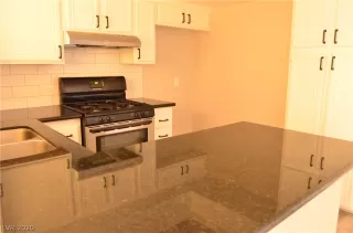 Photo #5: 2256719 Listing 