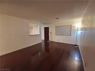 Photo #1: 2256735 Listing 