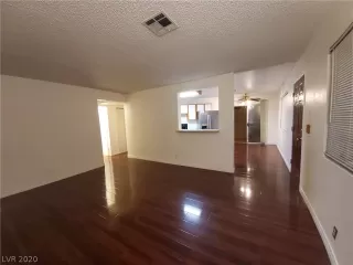 Photo #2: 2256735 Listing 