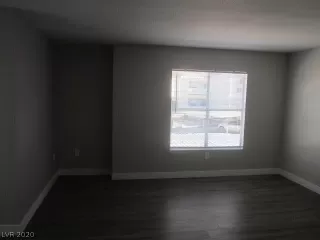 Photo #2: 2256749 Listing 