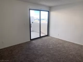 Photo #5: 2256760 Listing 