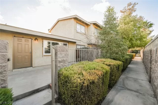 MLS: 2256792 Condo For Sale