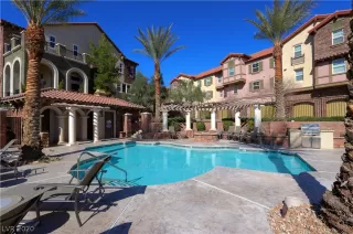 Photo #3: 2256843 Listing