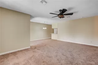 Photo #2: 2256862 Listing