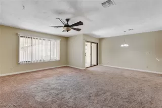 Photo #5: 2256862 Listing