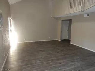Photo #4: 2256912 Listing 
