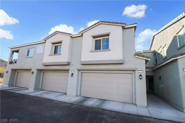 MLS: 2256918 Condo For Sale