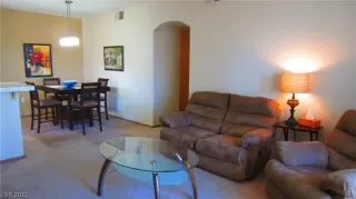 Photo #3: 2257036 Listing 