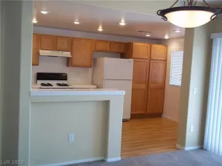 Photo #4: 2257111 Listing