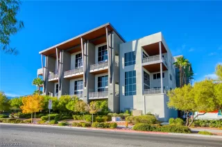 Photo #1: 2257118 Listing