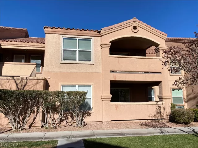 MLS: 2257121 Condo For Sale