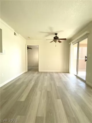 Photo #4: 2257121 Listing 