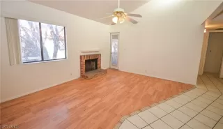 Photo #3: 2257172 Listing