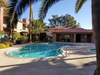 Photo #1: 2257183 Listing 