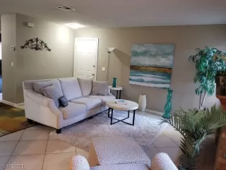 Photo #3: 2257183 Listing 