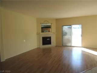 Photo #5: 2257193 Listing