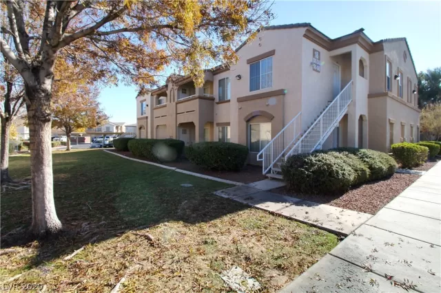 MLS: 2257201 Condo For Sale