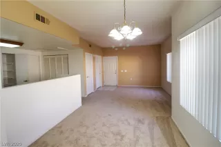 Photo #5: 2257201 Listing