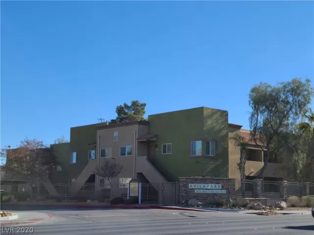 MLS: 2257208 Condo For Sale