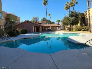 Photo #3: 2257208 Listing 