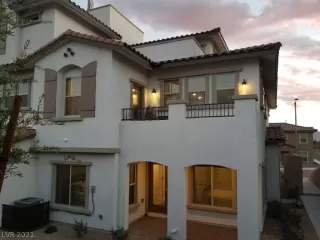 Photo #2: 2257247 Listing 