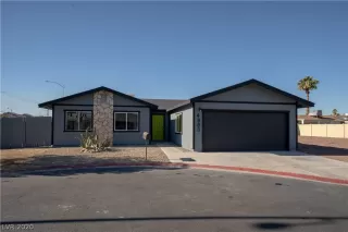 Photo #1: 2257295 Listing 