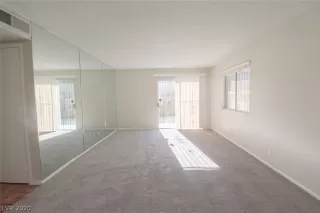 Photo #3: 2257336 Listing 