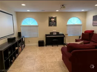 Photo #2: 2257385 Listing 