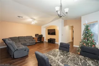 Photo #6: 2257386 Listing 