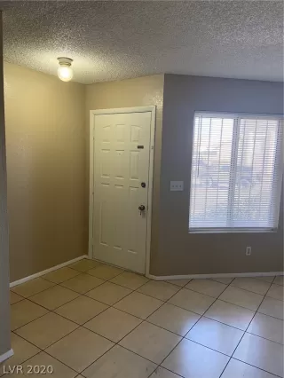 Photo #1: 2257414 Listing