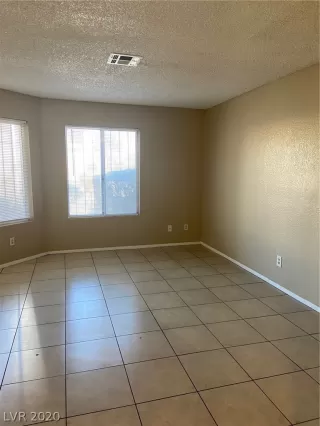 Photo #2: 2257414 Listing