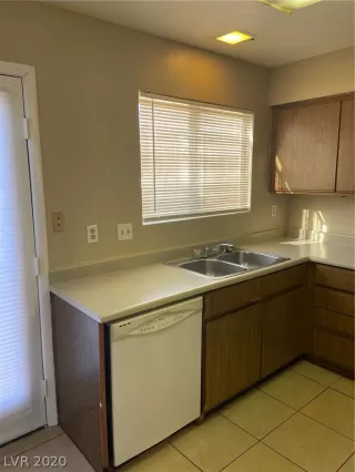 Photo #4: 2257414 Listing